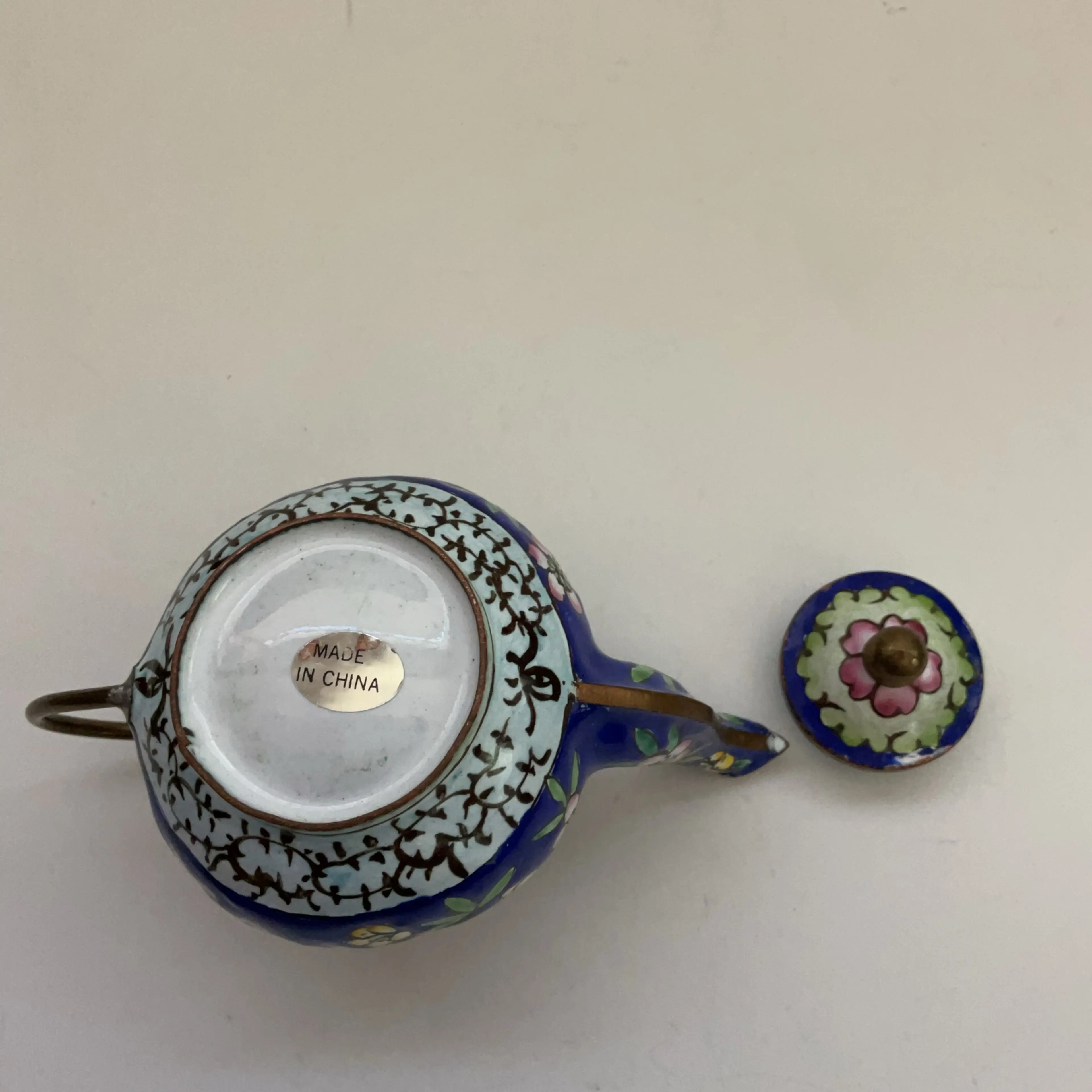 Image 4 of 4