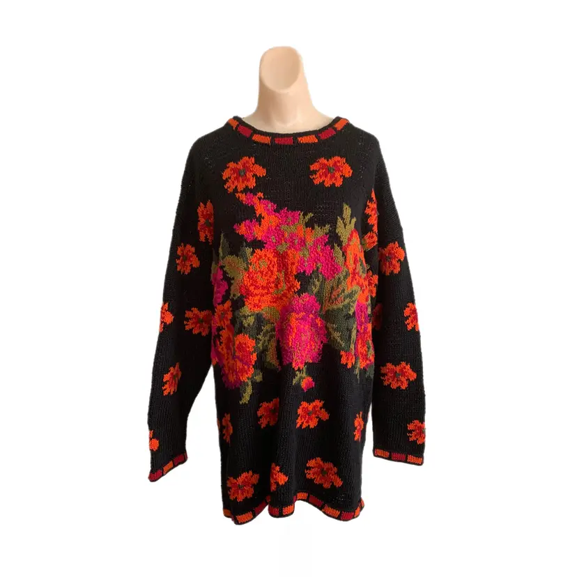 International Express Medium Sweater Dress Pop Art Oversized Knit 90s Roses Y2K