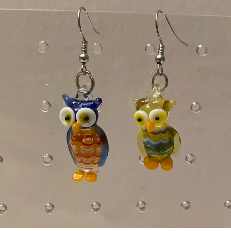 Vintage 1970’s Artisan Lampwork Glass Owl Earrings