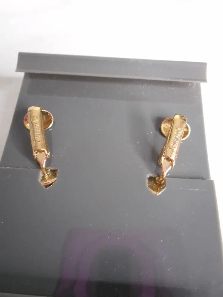 NIB Vintage Green gold enamel Crown Trifari drop clip on earrings 1980s costume