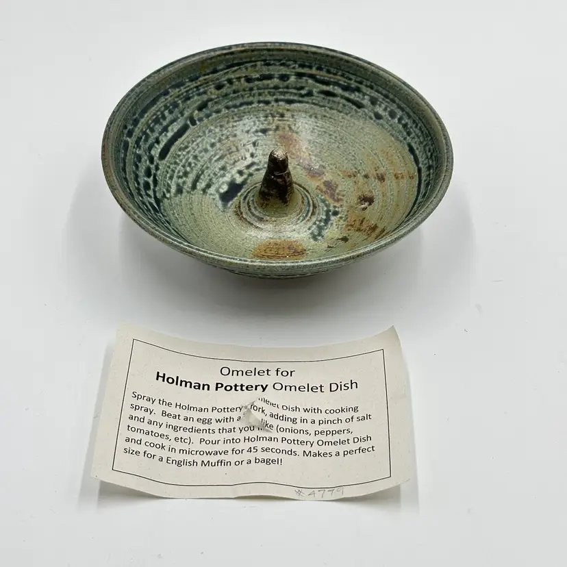 Holman Pottery Omelet Trinket Dish Ring Holder Artist Signed Glazed