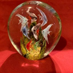 08. VTG Magnum Fish Paperweight