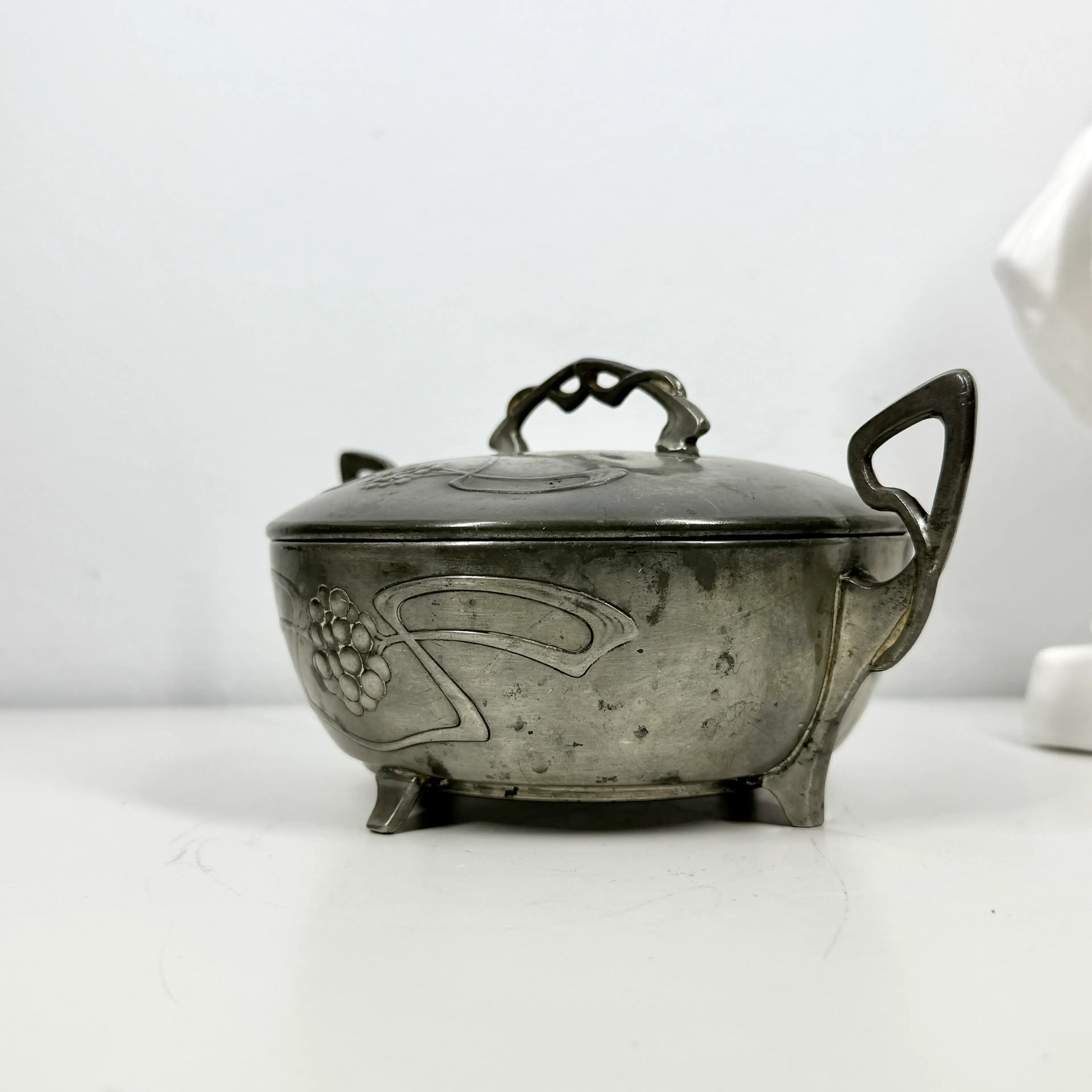 Image 2 of 10
