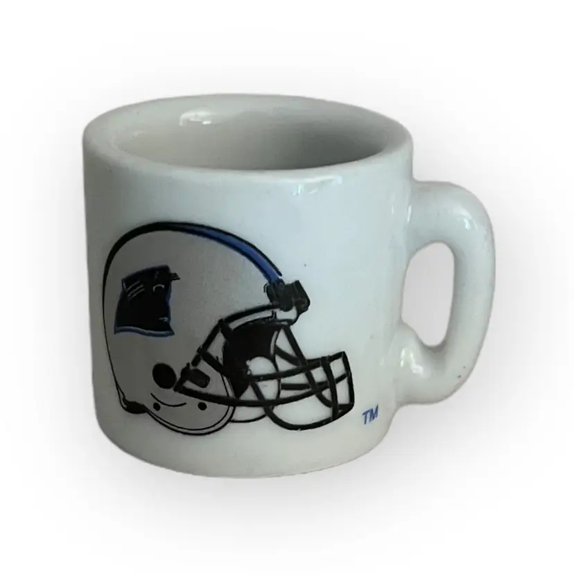 Carolina Panthers
Vintage NFL Football Mini Mug 1.25" Miniature Gumball Prize Collectible. Helmet Logo Football Gift Display