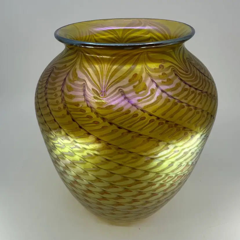 Orient & Flume Yellow Art Glass Pulled Feather Vase 1982 Signed 7.5”