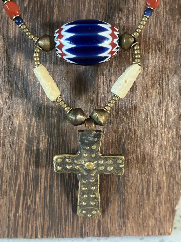 25” Multi Stone With Brass And Gold Toned Accents Necklace