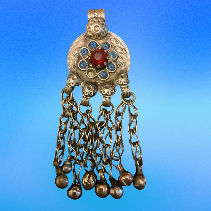 VINTAGE LARGE BEDOUIN YEMENI PENDANT  FOR NECKLACE TRADITIONAL JEWELRY.