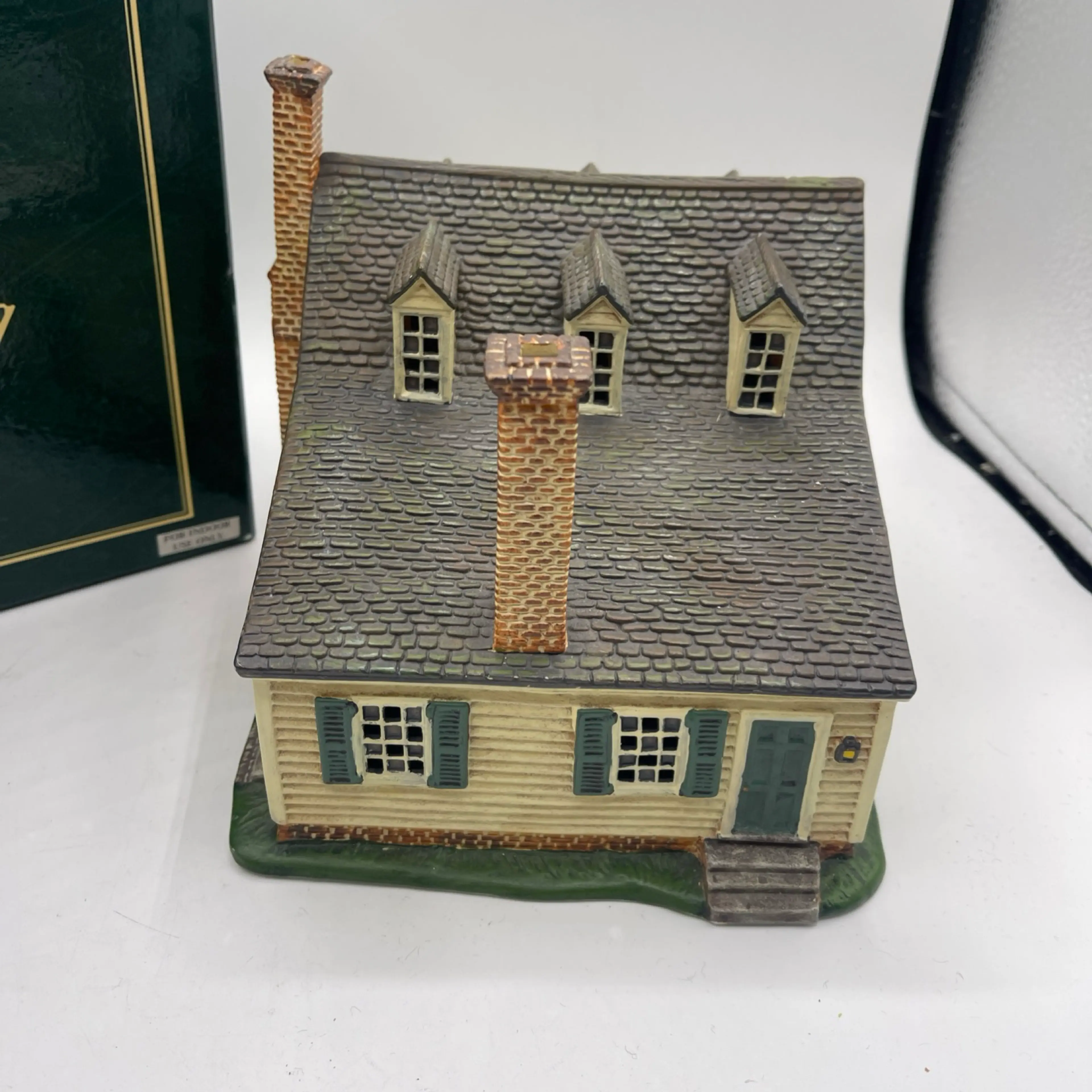 Image 4 of 17