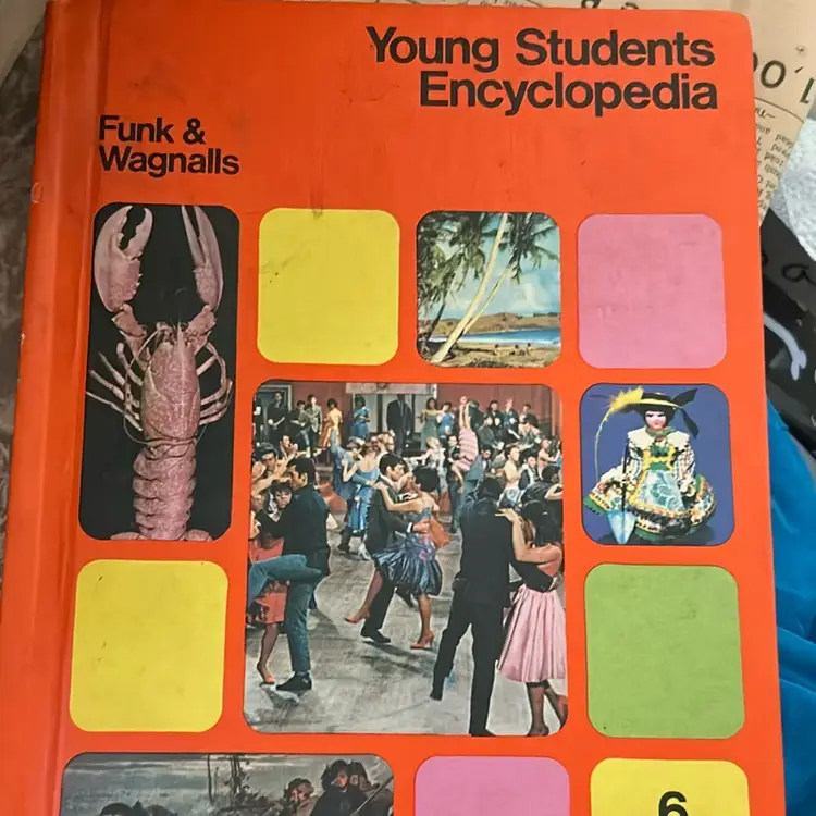 Funk & Wagnalls Young Student Encyclopedia Book