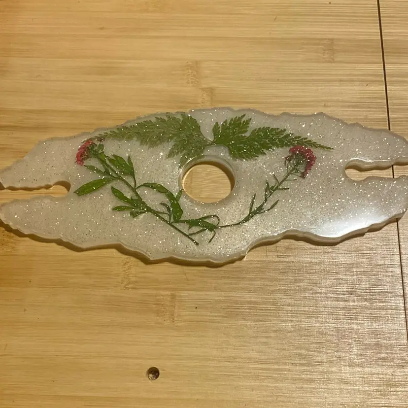 Resin Wine Caddy White With Silver Glitter And Dried Flowers