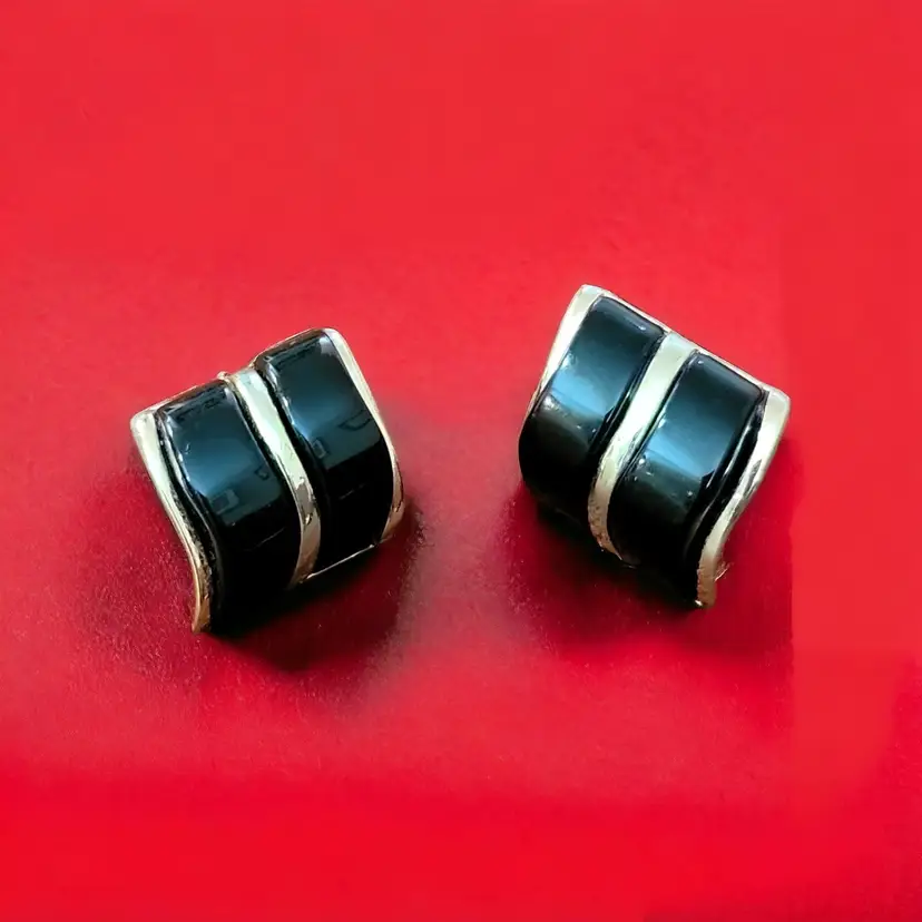 Unmarked Avon 1980s Earrings Black Gold Plated Modernist Professional Business