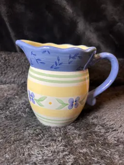 Vintage Pfaltzgraff Summer Breeze Creamer Small  Pitcher Blue Yellow  1990’s