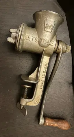 VTG Keystone No. 20 Cast Iron Meat Grinder