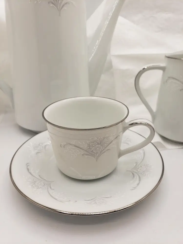 Vintage NORITAKE Casablanca 17 Pc Demitasse Coffee Pot Set RARE Mint Cond. 6842. I would venture to say you will never find this