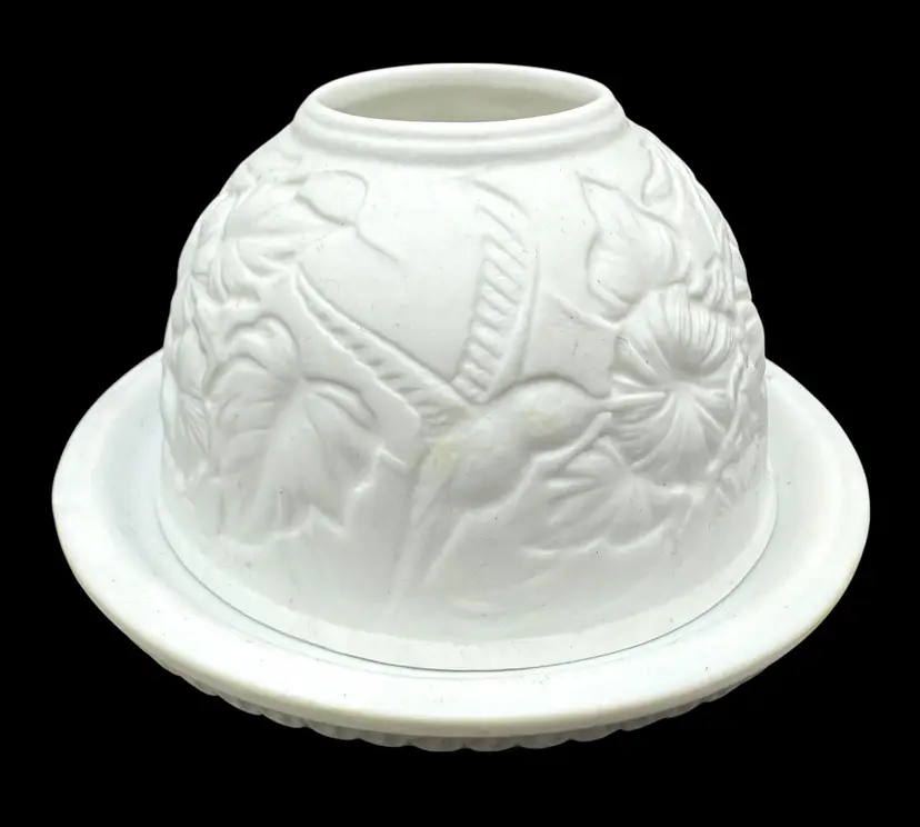 Avon Lithophane Fairy Lamp Tea Light Candle Holder Hummingbird Floral White