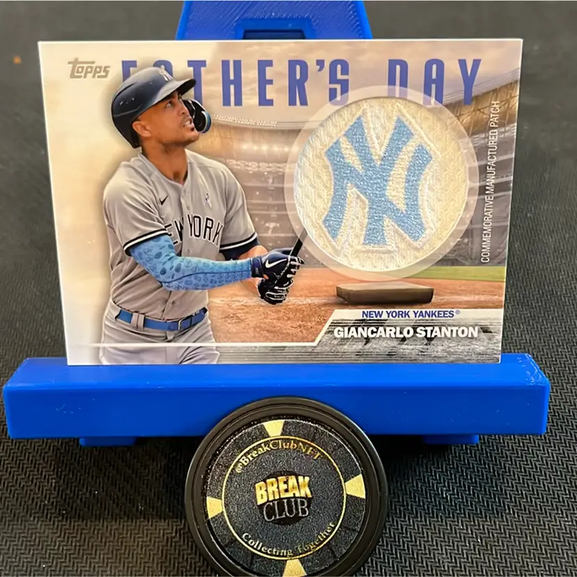 Giancarlo Stanton - 2023 Topps Series Two Fathers Day Patch - New York Yankees