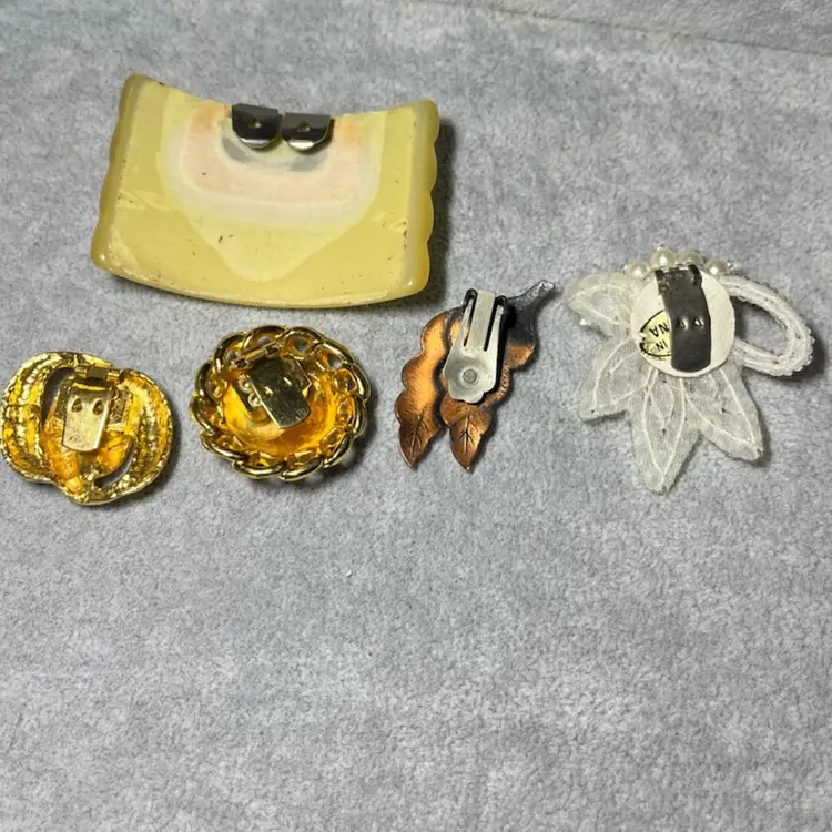 Set Of 5 Vintage Shoe Clips