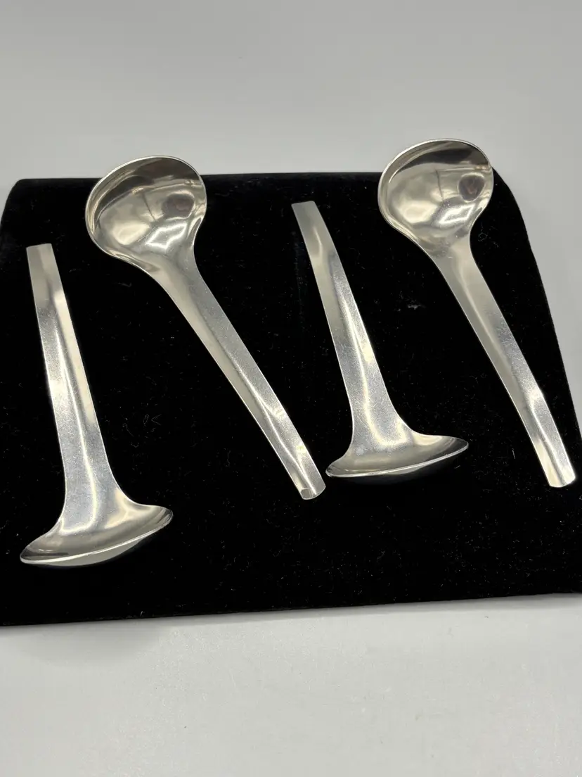Set 4 Metal soup spoons