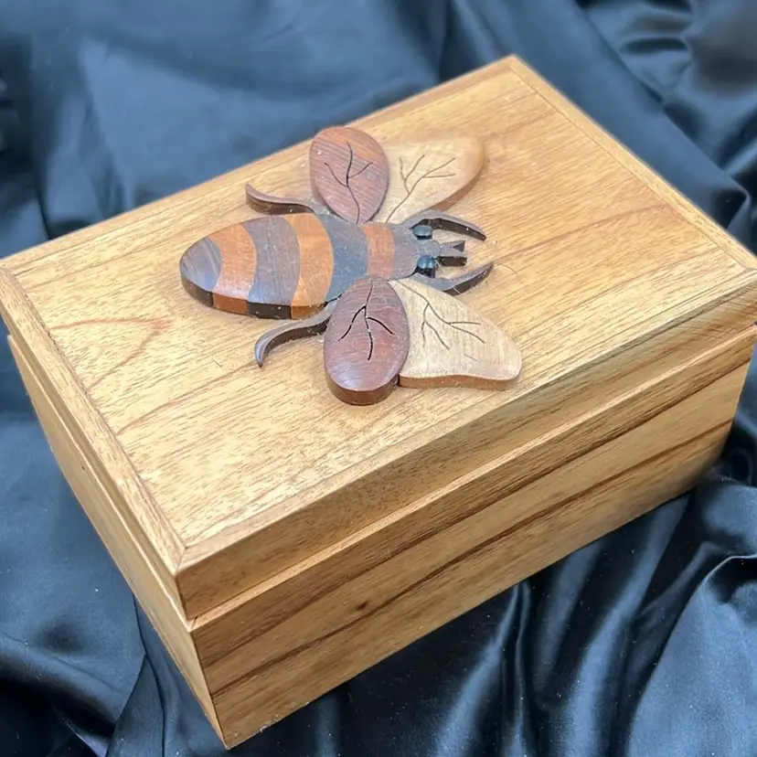Bee Intarsia Multi-Wood Hinged Box 6” x 4” x 3” Tall