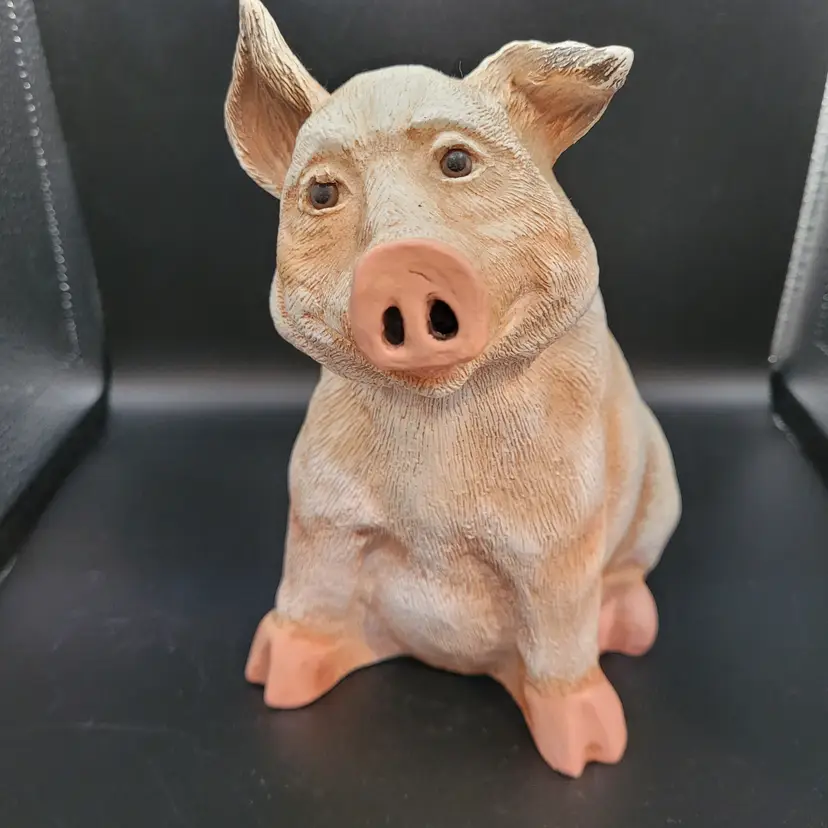 Vtg Universal Statuary Corp Pig Figurine Composite Resin USA