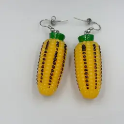 Vintage Plastic Corn On The Cob Earrings 2” 🌽