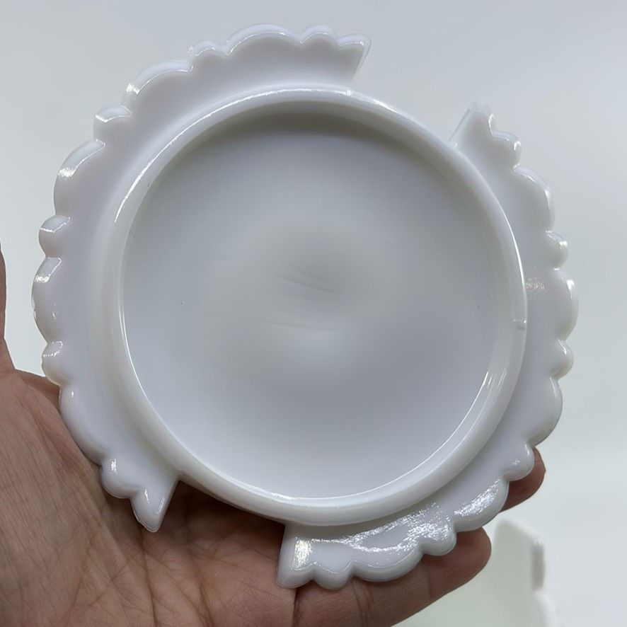 Vtg Fenton Milk Glass-Daisy & Button Pattern Lidded Candy Dish Ice