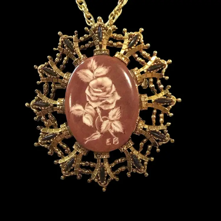 Vintage Rose, Cameo, pendant/brooch