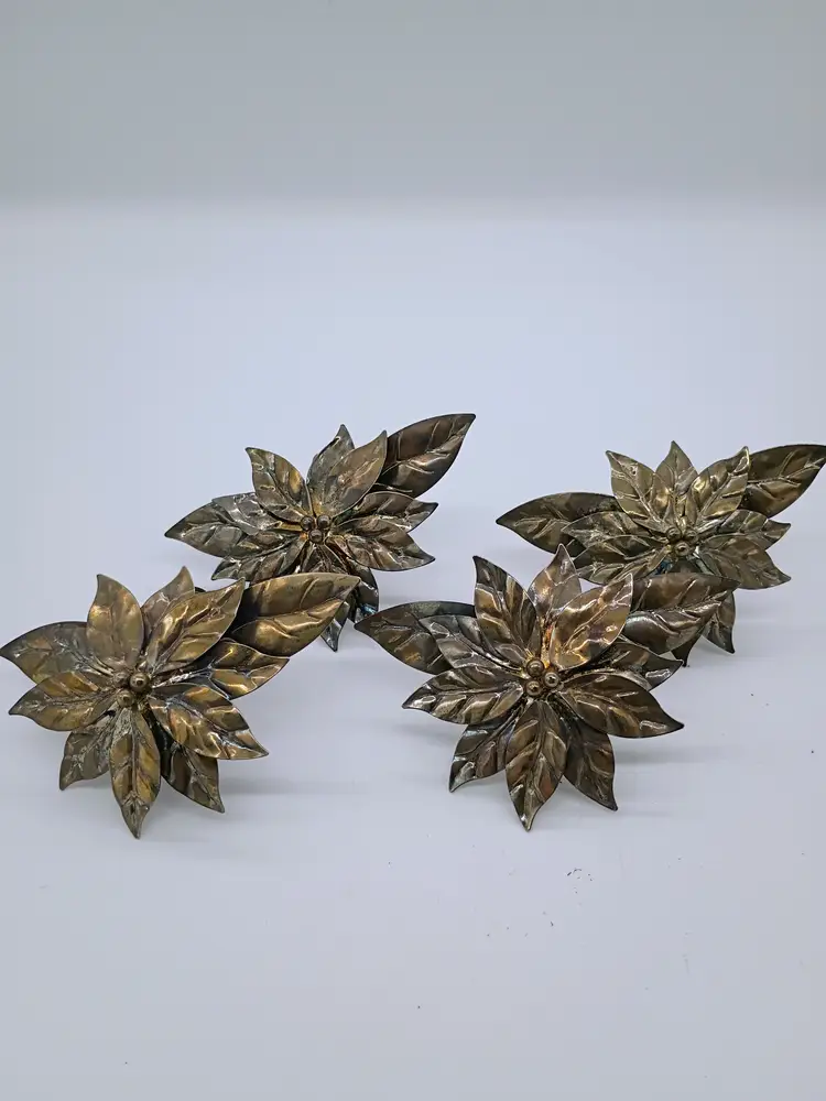 Set of 4  Brass Poinsettia Napkin Rings