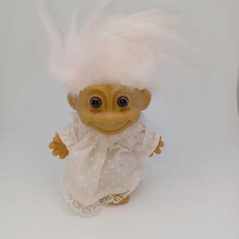 Russ Troll Doll 4 1/2" Girl in Pink Dress Nightgown Light Baby Pink HairRuss Troll Doll 4 1/2" Girl in Pink Dress Nightgown Light Baby Pink Hair