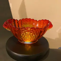 22A. VTG LE Smith Daisy & Button Console Bowl Glowy