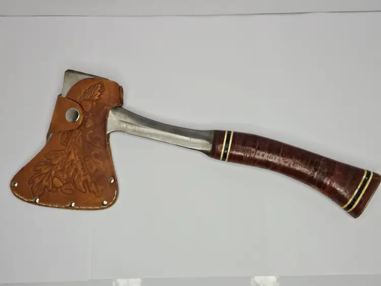 Estwing hatchet with leather sheath
