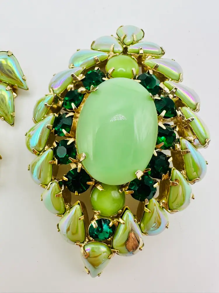 Rare Vintage Juliana D&E Brooch Set