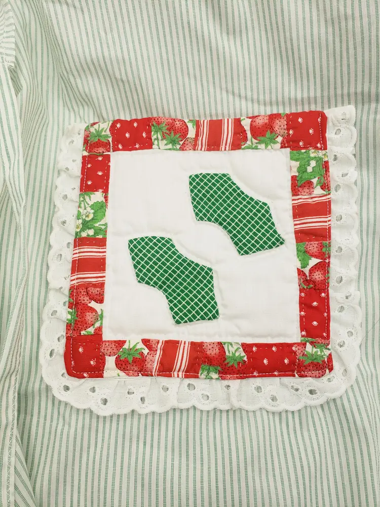 Full Adult Apron Handmade Strawberries, Pocket, Pinstripes, Christmas, Quilted. Quality hand-sewn apron. Measures about 29" l