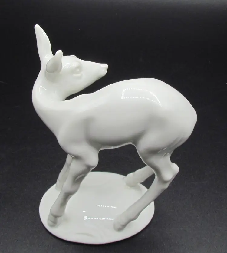 1927 WIEN AUGARTEN #1991 Art Deco Blanc De Chine Figurine Baby Deer Fawn RARE