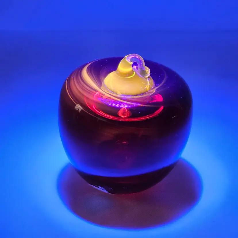 Vintage Glowy Pairpoint Art Glass Apple Paperweight