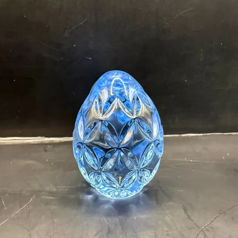 Waterford Faceted Crystal Azure Blue Egg Shape Paperweight 2.5”