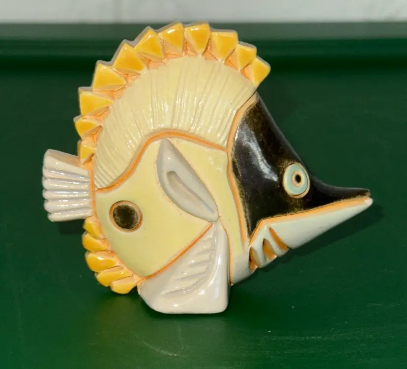 ARTISANIA RINCONADA Morish Idol Tropical Fish Figurine retired and signed 2.75”