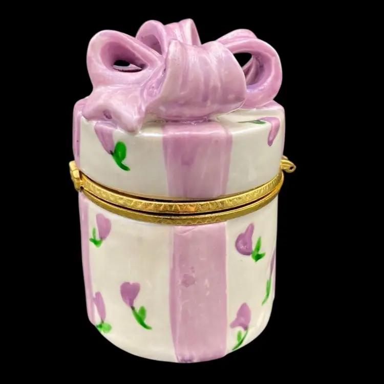 Vintage Hermitage Pottery Trinket Box, Purple Flowers and Ribbon, Hinged