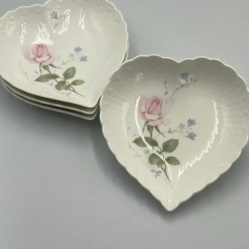 (4) Mikasa- April Rose With Love Dishes