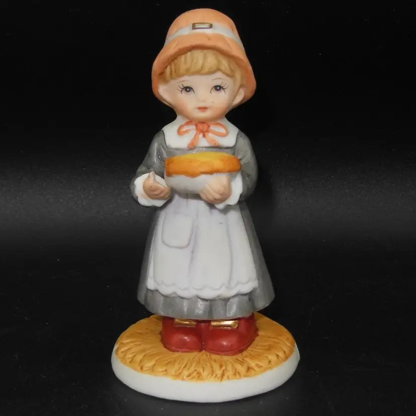 Vintage 1991 Lefton Thanksgiving Pilgrim Girl