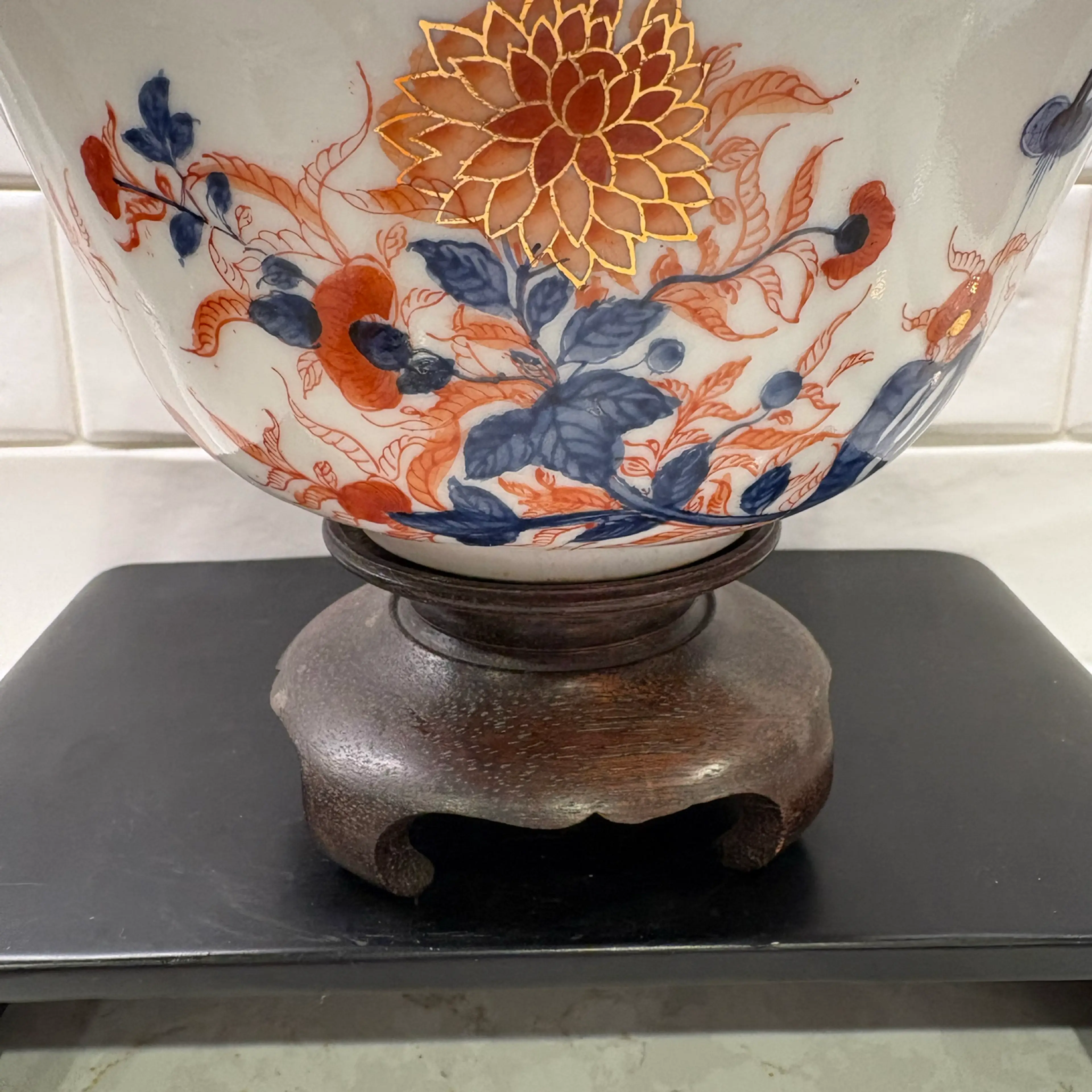 Image 2 of 8