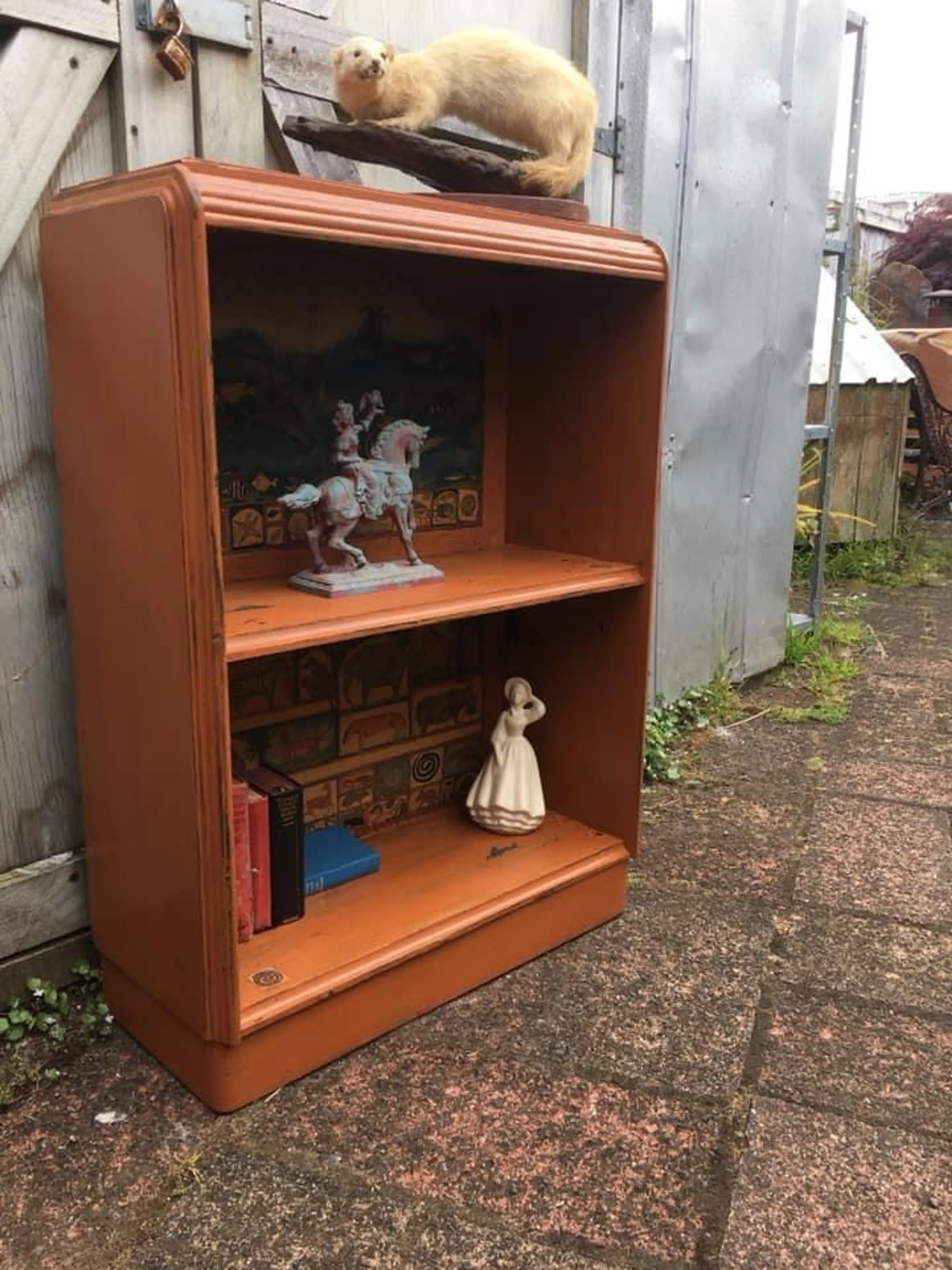 Image 2 of 12