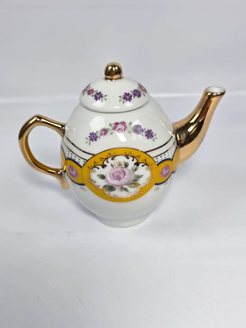 Vtg Imperial Porcelain Miniature Teapot Lavender Pink Rose Gold Trim 3.5"