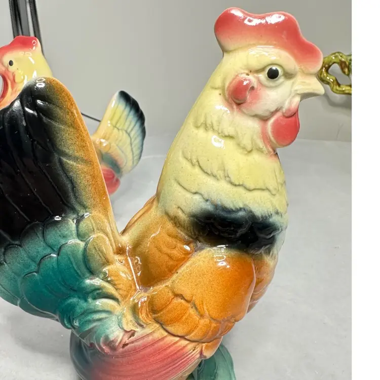133. Royal Copley Royal Windsor 6.5 inch size Rooster