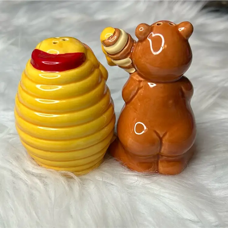 Little Bear And Honey Jar Shakers