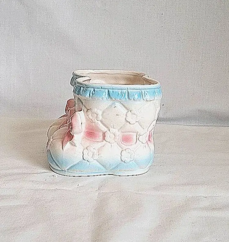 Vintage Inarco Baby Shoe Planter – Pink & Blue – E4570 Japan