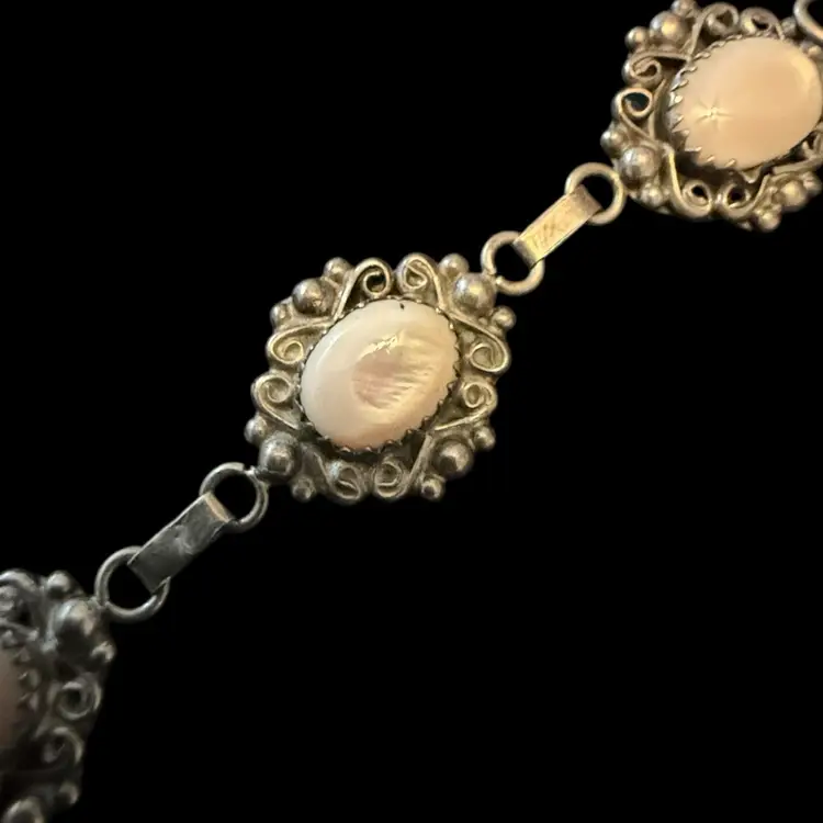 Sterling Silver Mother Of Pearl Bracelet 7”