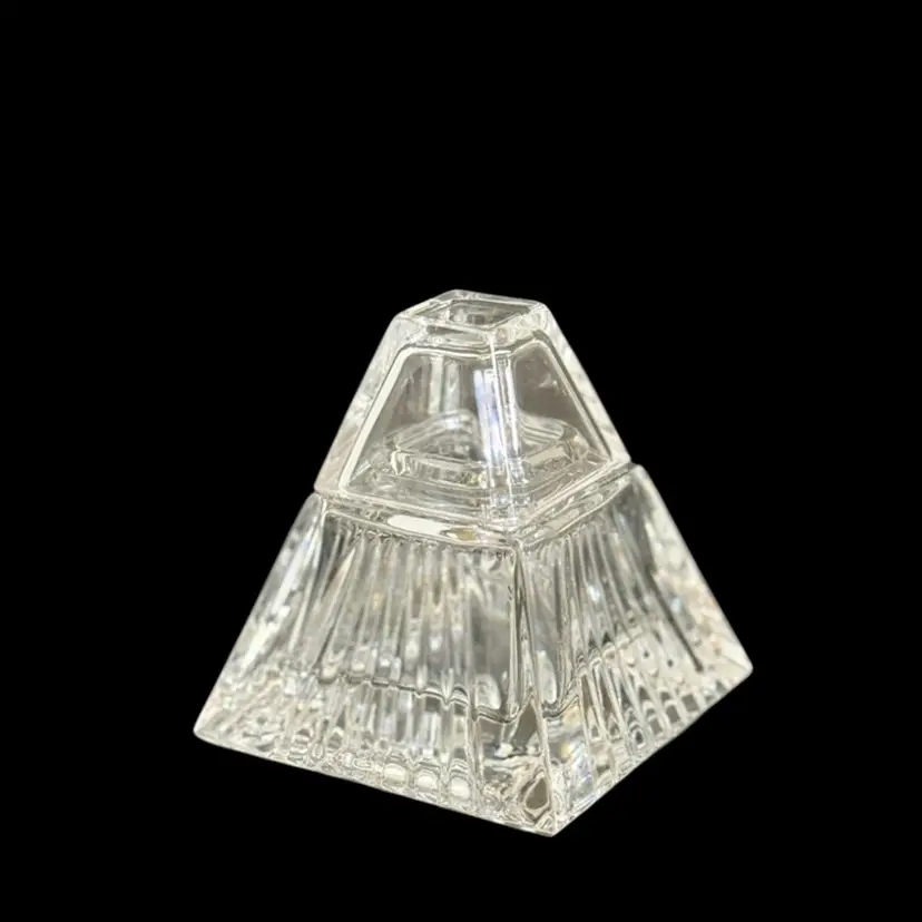 Vintage RCR Italy Lead Crystal Pyramid Paperweight • Miniature di Cristallo • 1980s–90s • Original Insert & Bag•Desk Decor•Geometric Design
3-1/4” T x 3” W