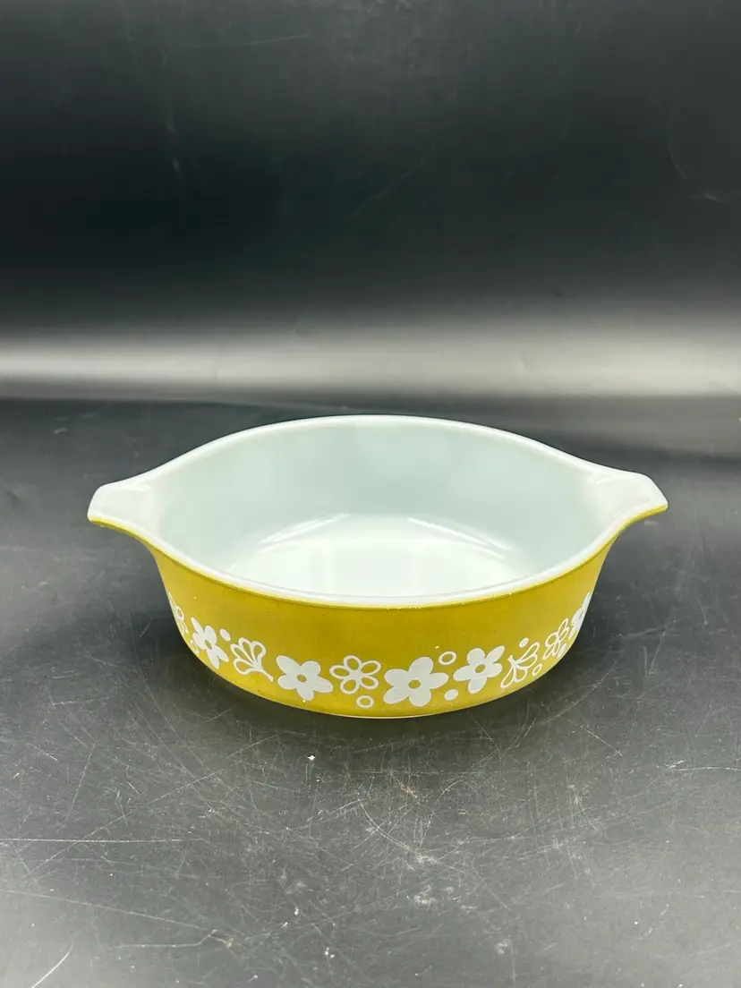 Vintage Pyrex Casserole Dish Green with White Daisy Flowers 1 Pt 471 no lid
