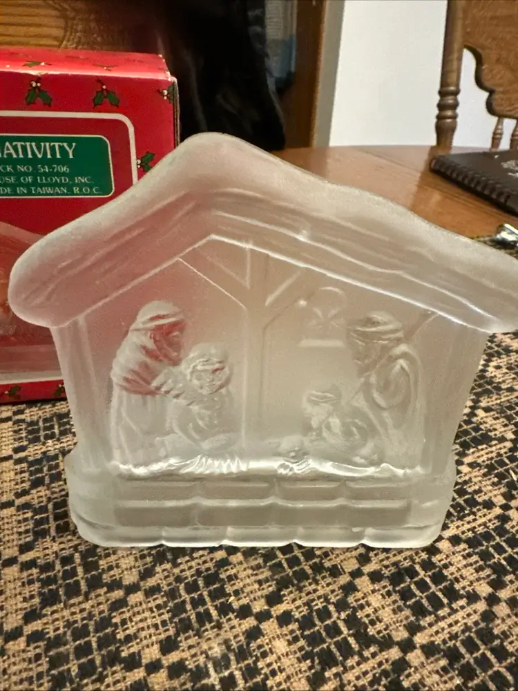 VTG Christmas Around The World Frosted Glass Nativity Scene Made In Taiwan